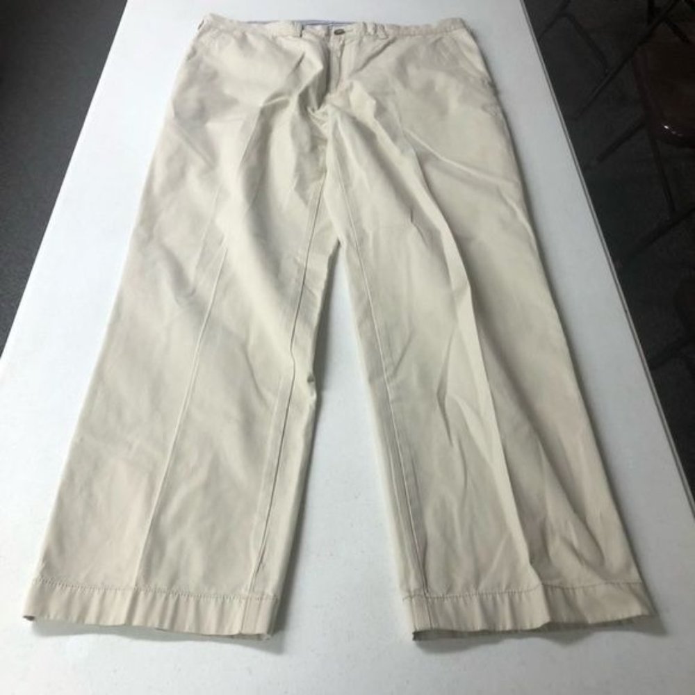 Tommy Hilfiger 38x32 Regular Fit Flat Front Men’s Khaki Pants